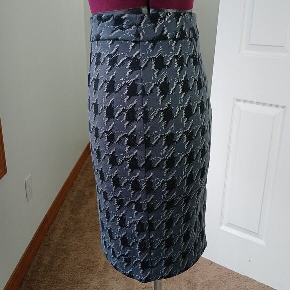 Apt. 9 Grey Houndstooth Pencil Midi Skirt Petite M dark gray black silver office - Picture 3 of 11